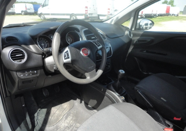 Fiat Punto cena 15900 przebieg: 149000, rok produkcji 2016 z Tarczyn małe 137